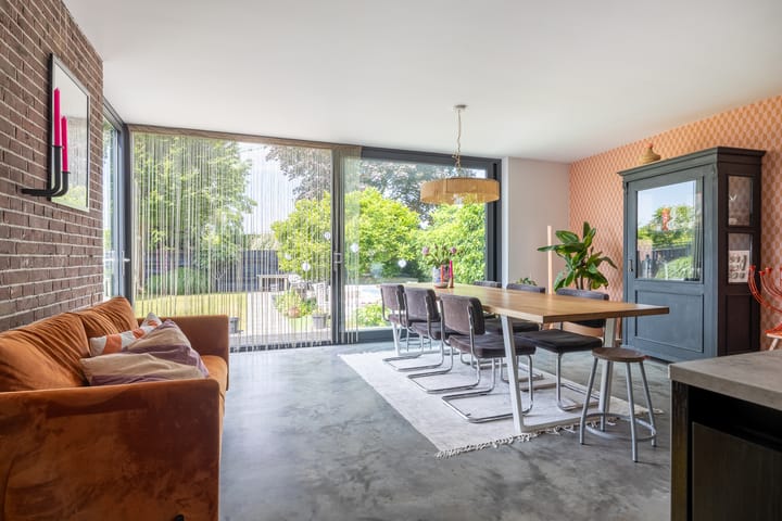 Foto 27 van Teteringsedijk 205