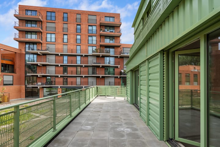 Foto 10 van Karakterplein 13