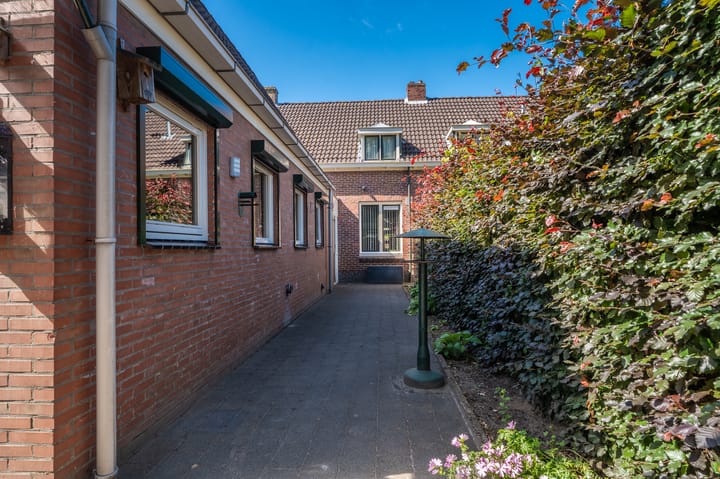 Foto 9 van Postkantoorlaan 5