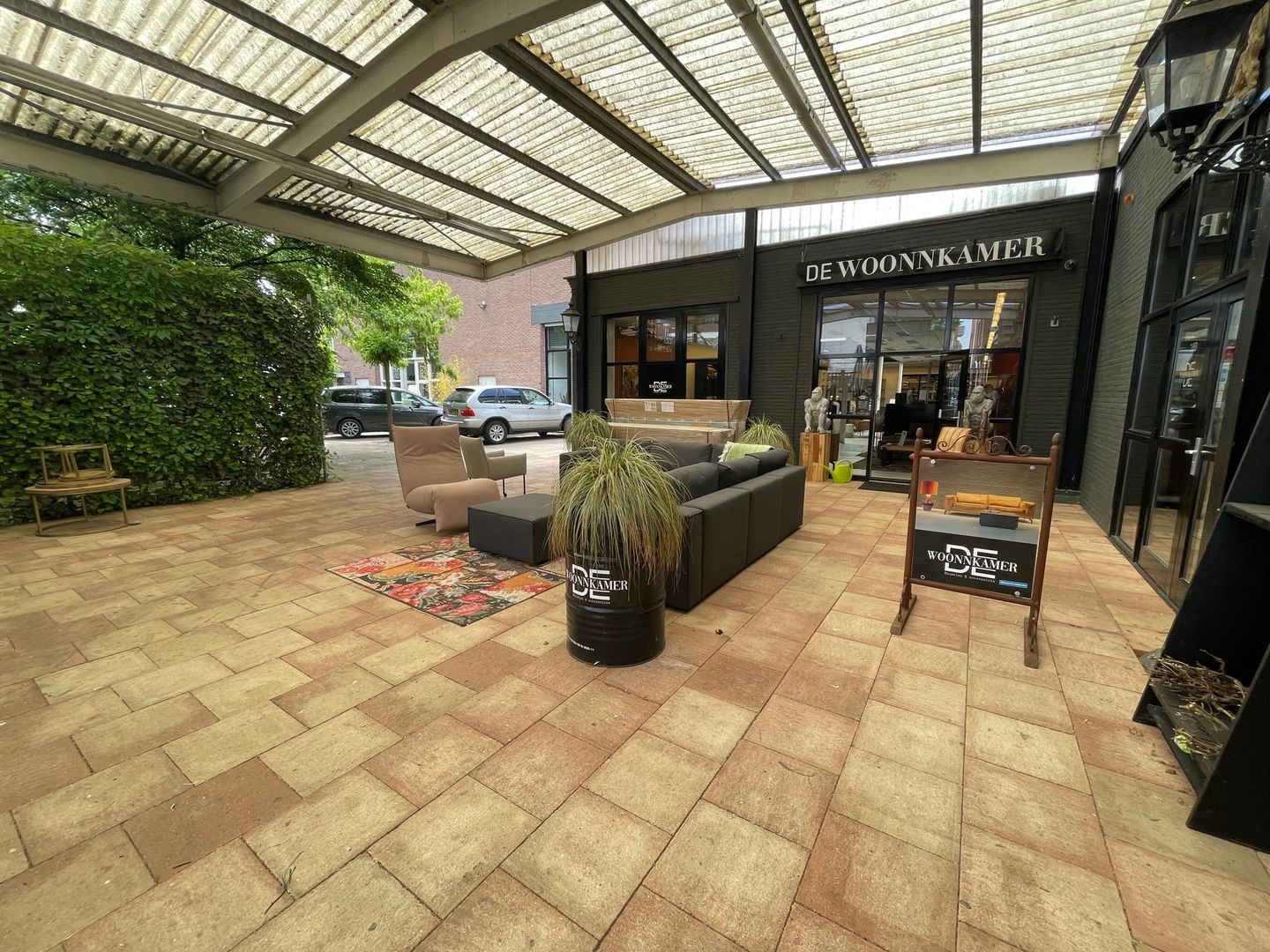 View photo 2 of Waterstraat 28-A