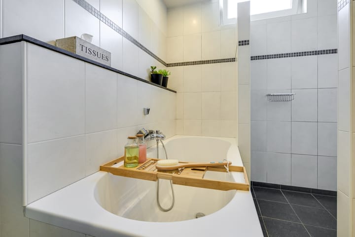 Photo 46 of Margrietstraat 15