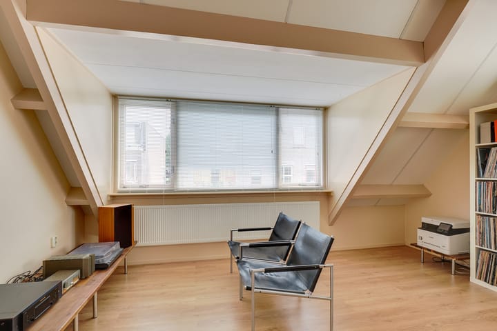 Photo 51 of Margrietstraat 15