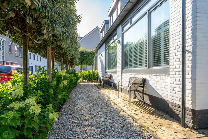 Photo 81 of Margrietstraat 15