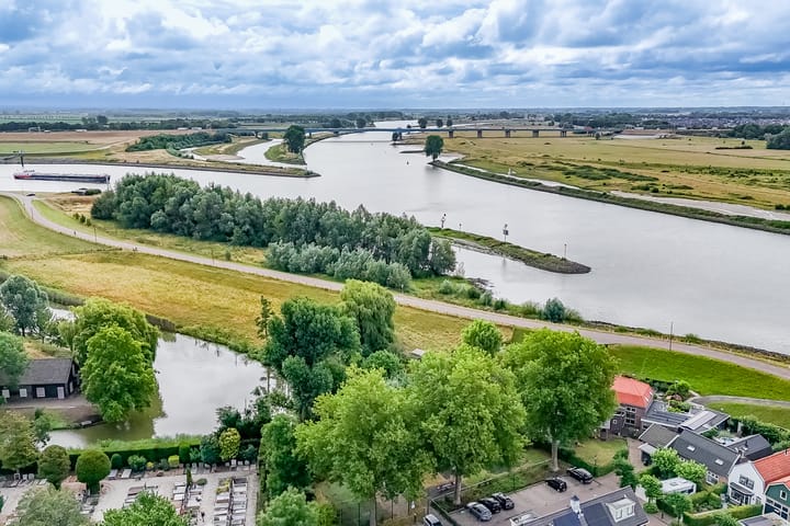 Photo 103 of Margrietstraat 15