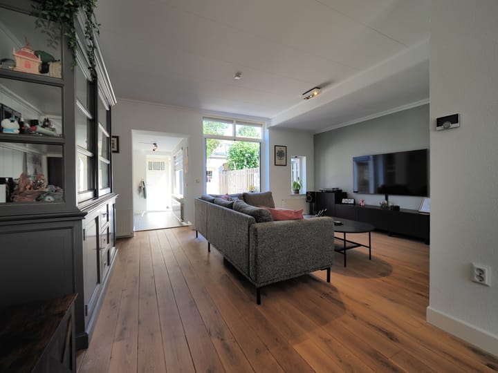 Foto 11 van Prins Hendrikstraat 49