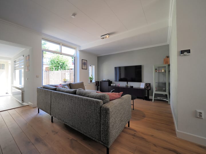 Foto 12 van Prins Hendrikstraat 49