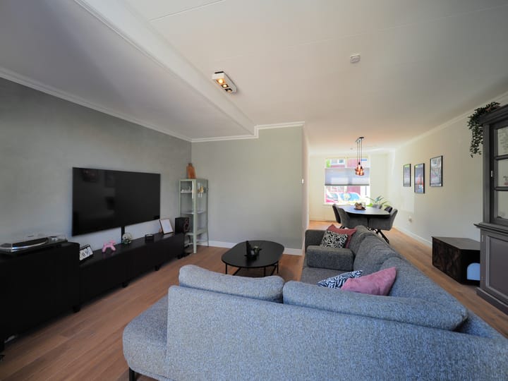 Foto 15 van Prins Hendrikstraat 49