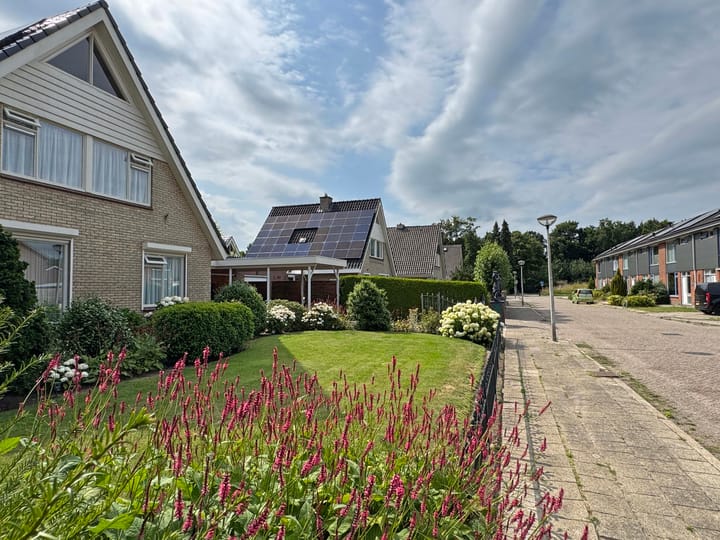 Photo 3 of Linthorst Homanlaan 13