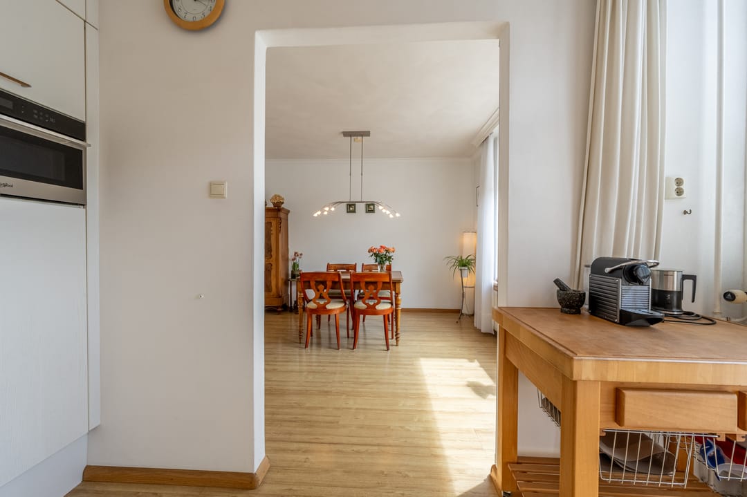 Photo 8 of Heyne van Althenastraat 28