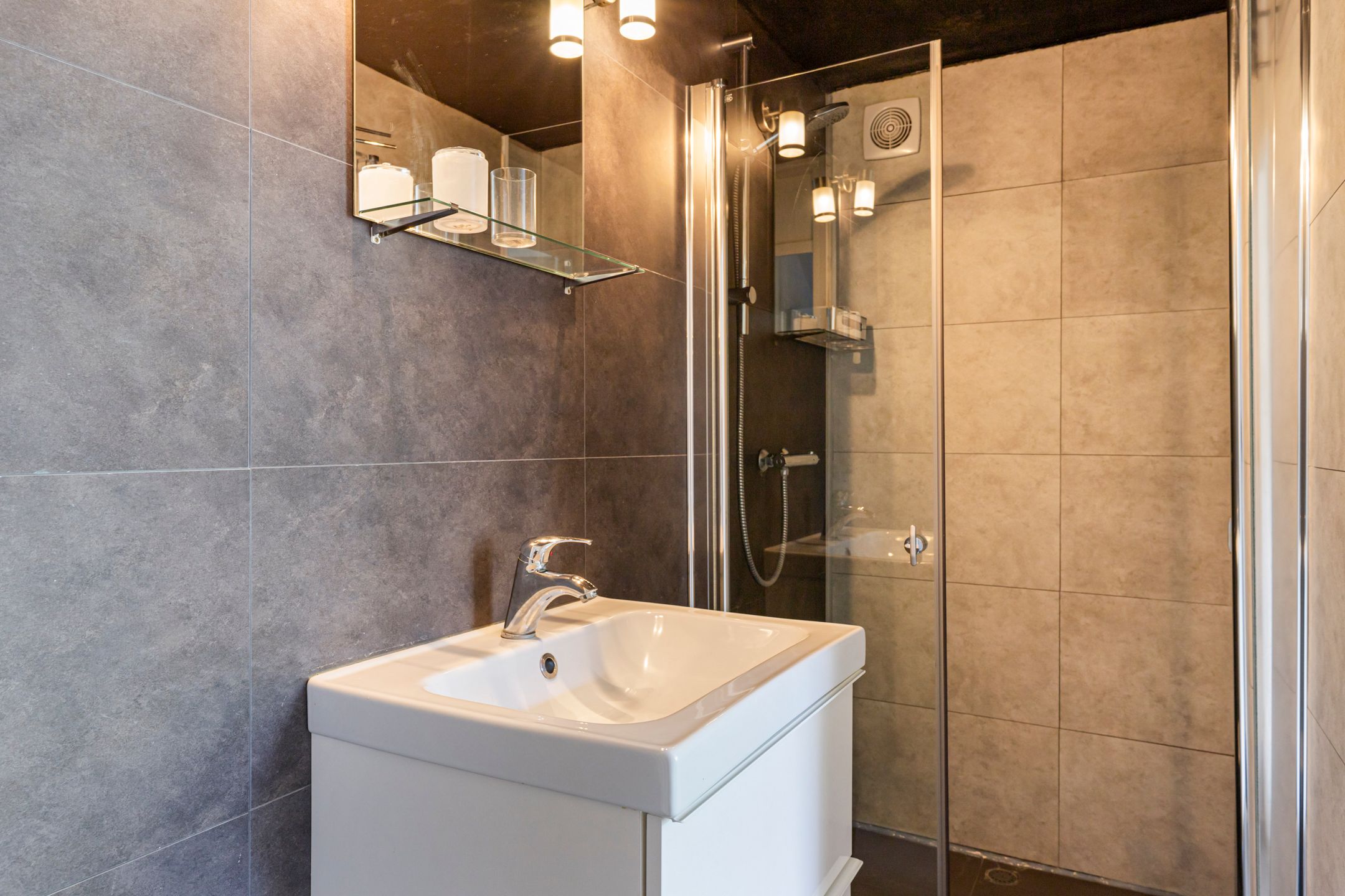 Foto 33 van v Mecklenburg Schwerinlaan 27