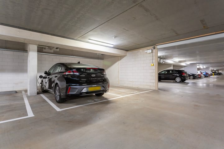 Foto 24 van Maashavenweg 202