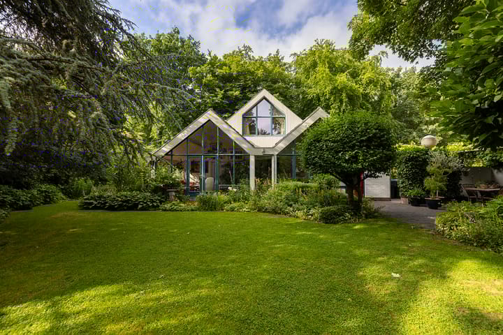 Foto 7 van Linnaeuslaan 1