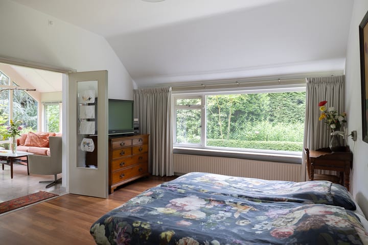 Foto 29 van Linnaeuslaan 1