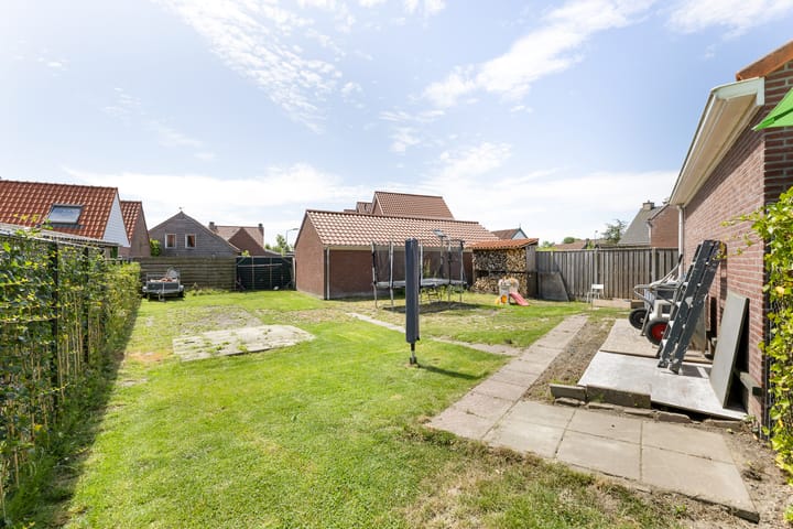 Foto 5 van Schoolstraat 1