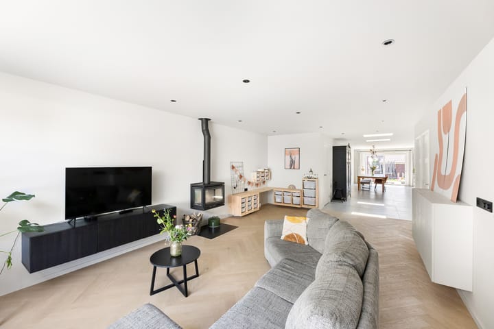 Foto 18 van Schoolstraat 1