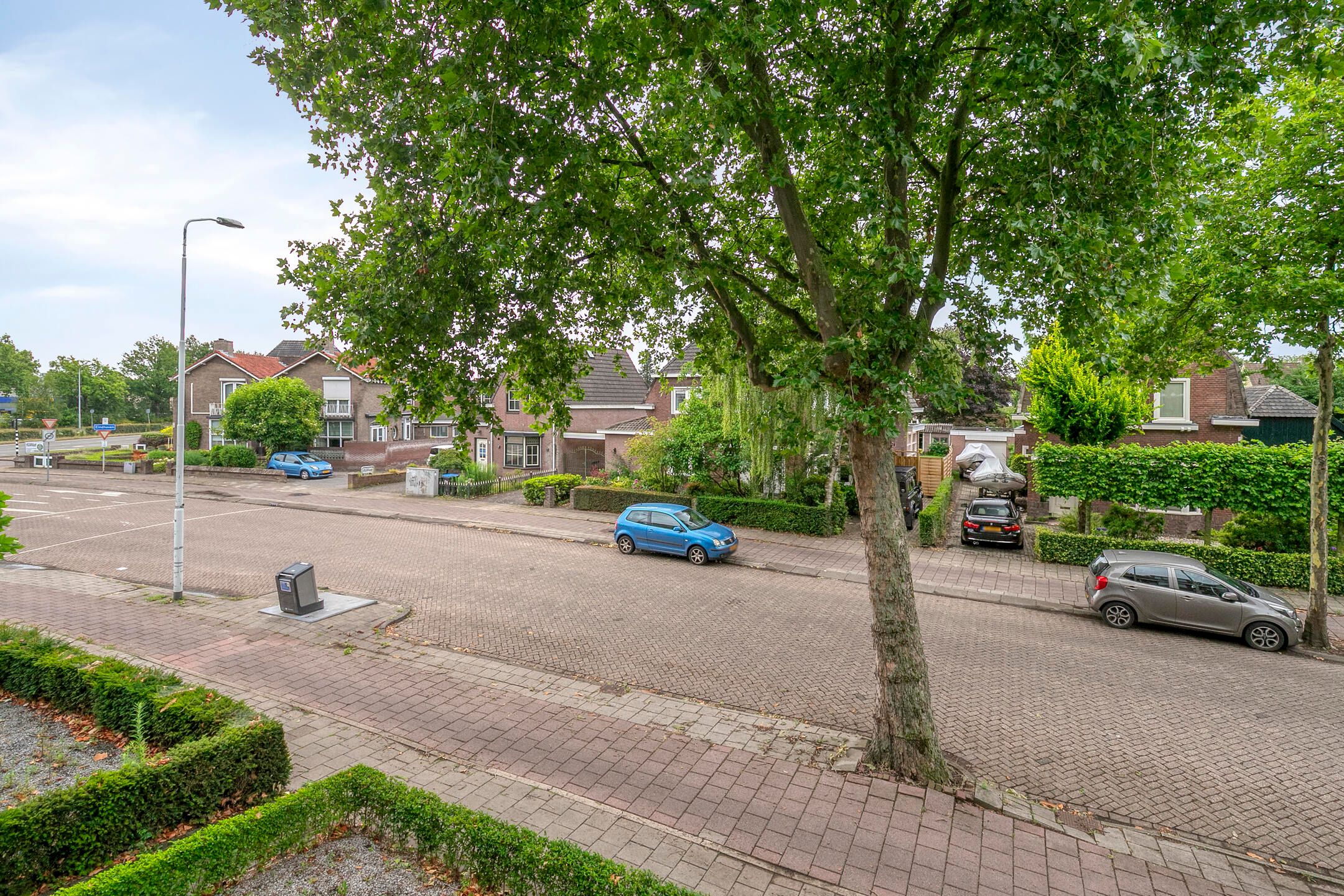 Foto 36 van Rijnstraat 2-26