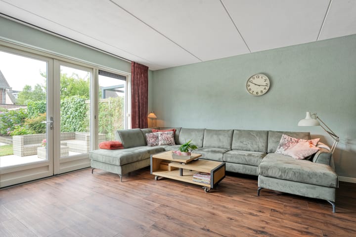 Foto 4 van Leeuwentand 13