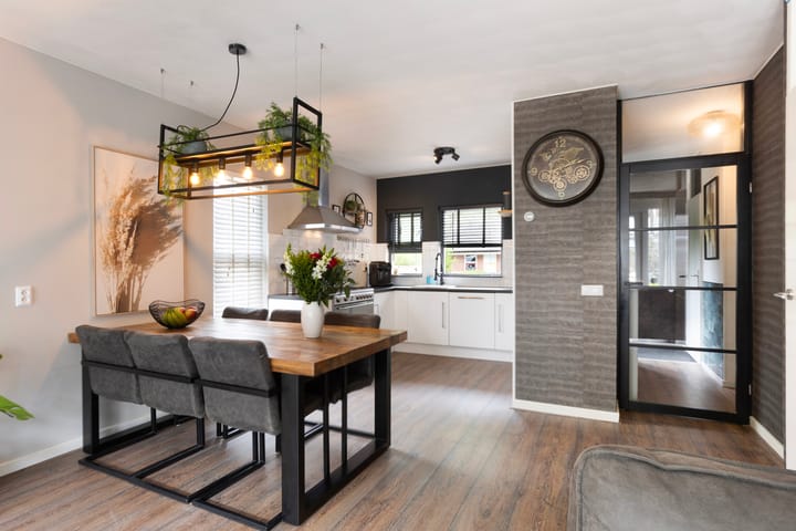 Foto 3 van Klagerstuin 10