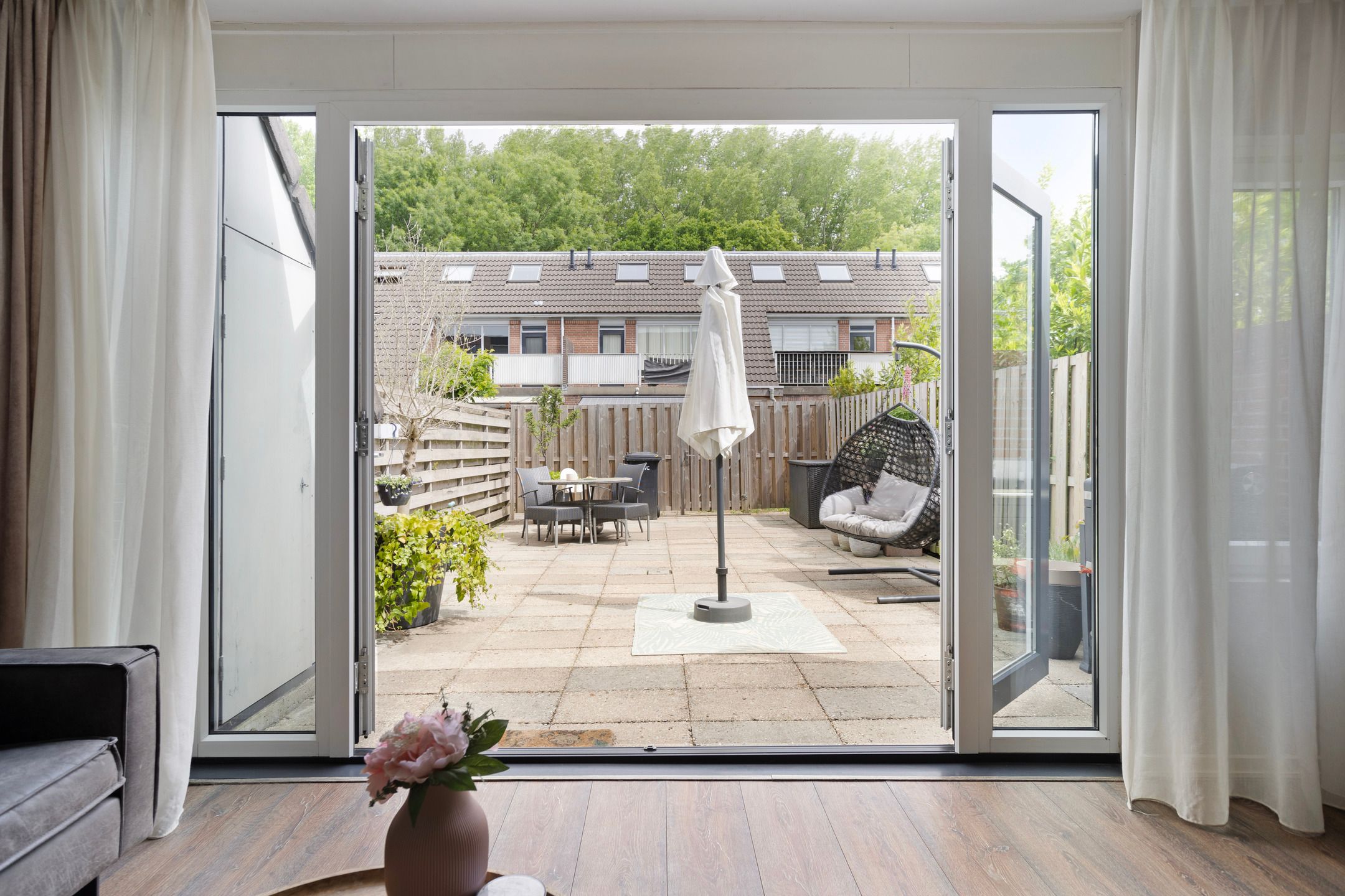 Foto 15 van Klagerstuin 10