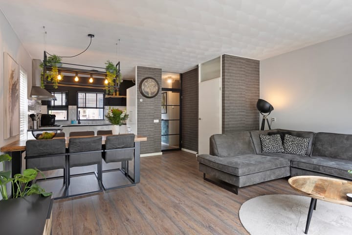 Photo 17 of Klagerstuin 10