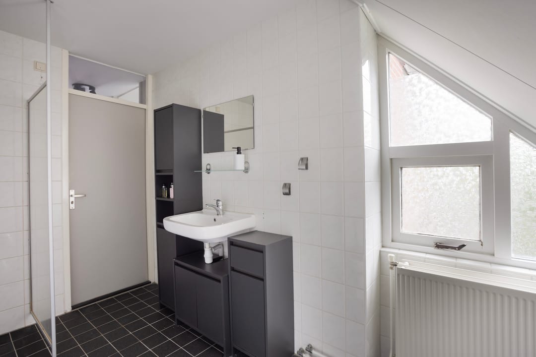 Foto 23 van Klagerstuin 10