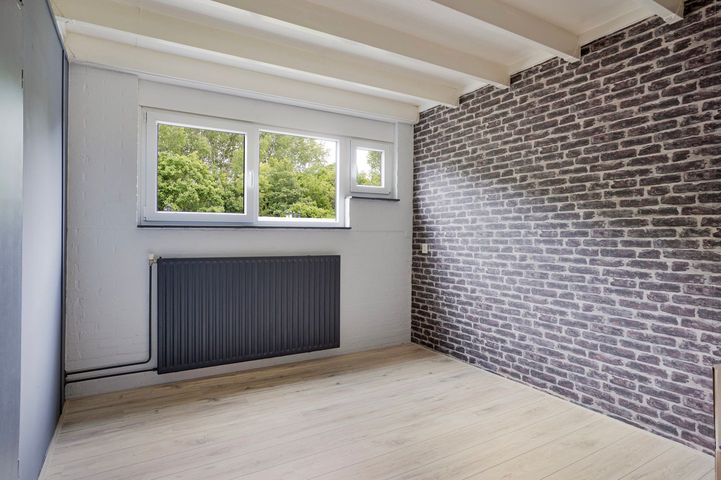 Foto 29 van Klagerstuin 10