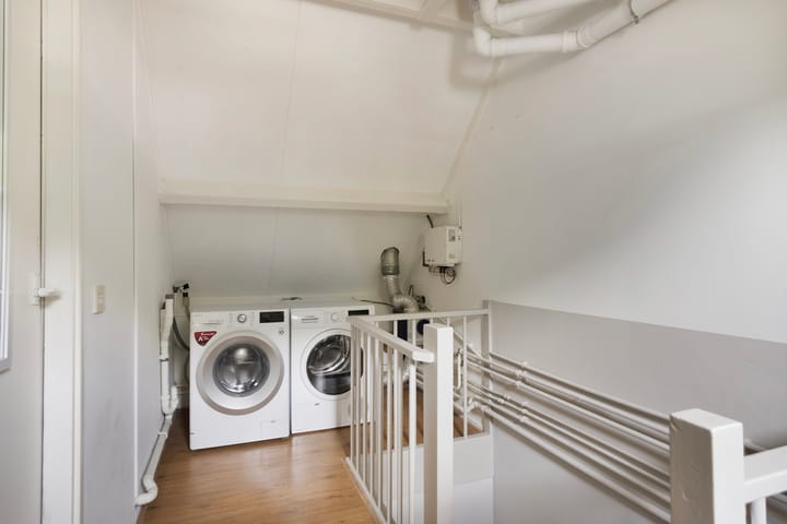 Photo 32 of Klagerstuin 10