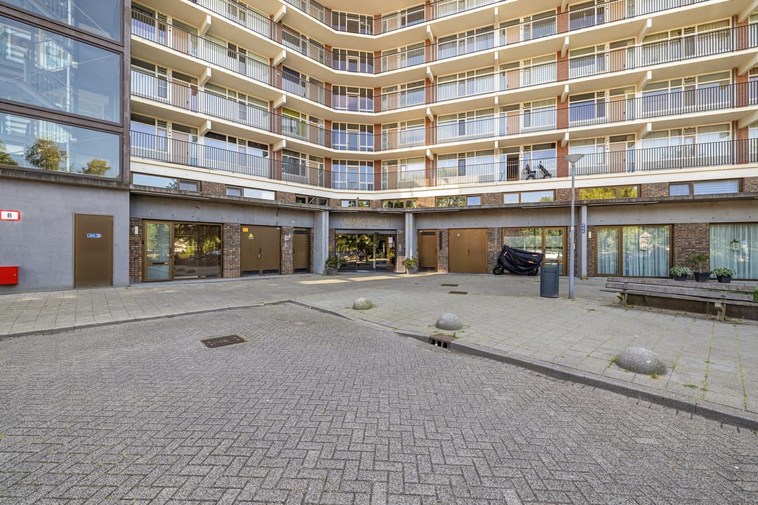 Photo 2 of Einsteinplaats 983