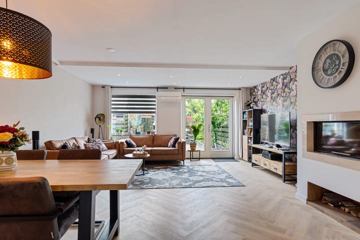 Foto 22 van Pernisstraat 67