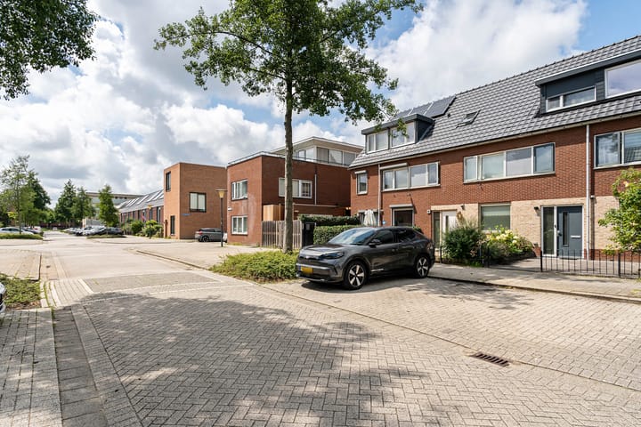 Foto 52 van Pernisstraat 67