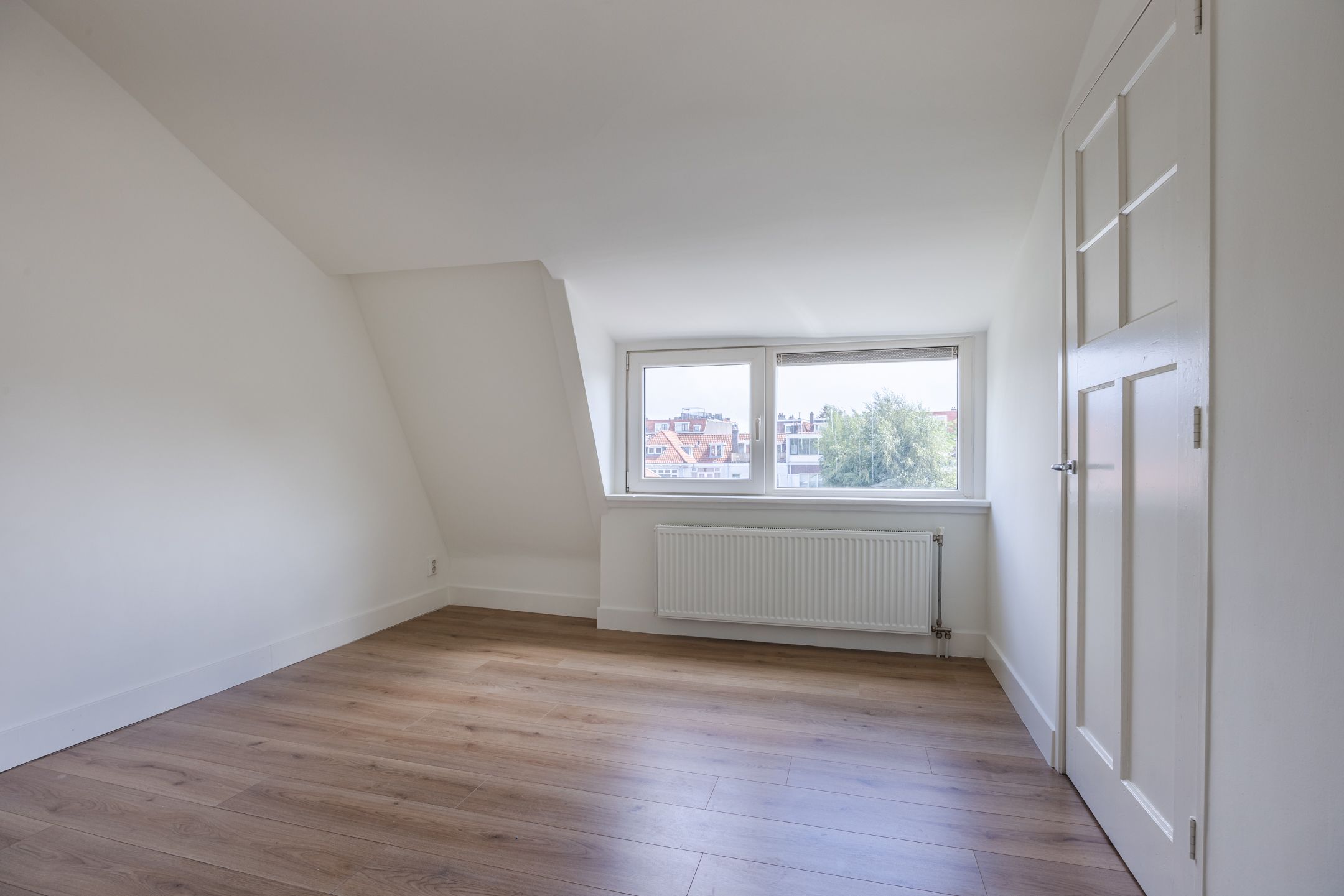 Foto 18 van Graaf Jan van Nassaustraat 12-B