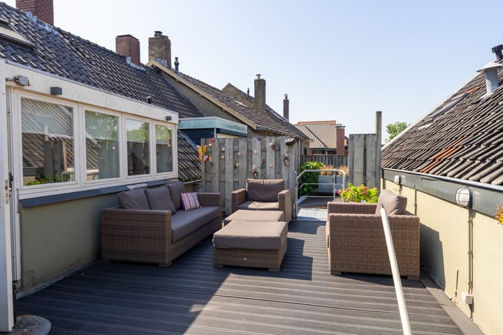 Photo 20 of Hoofdstraat 20