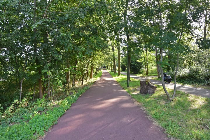 Foto 30 van Elisabeth Brugsmaweg 1-320