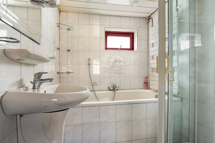 Foto 16 van Kortfoortstraat 87