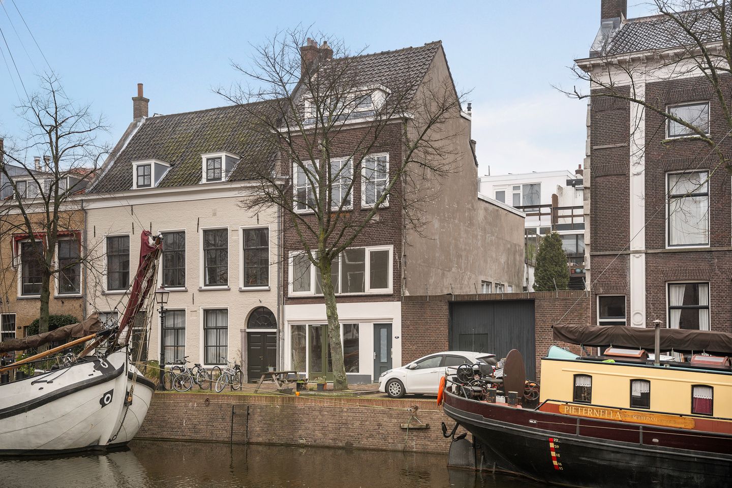 Photo 35 of Lange Haven 96-B