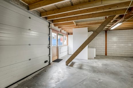View photos