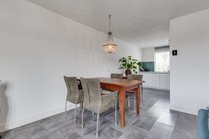 Photo 14 of Ratumsestraat 140