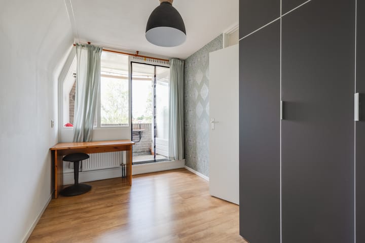 Photo 29 of Ratumsestraat 140