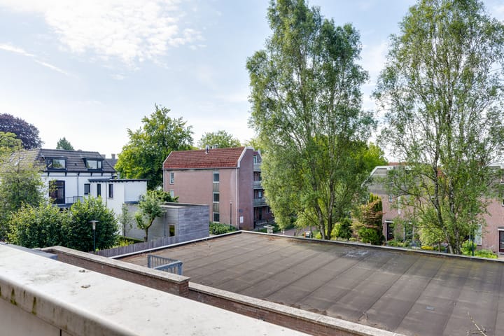 Photo 36 of Ratumsestraat 140