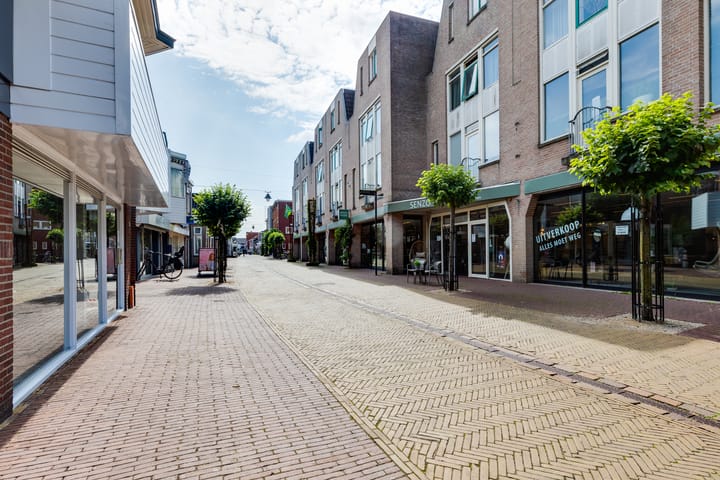 Photo 42 of Ratumsestraat 140