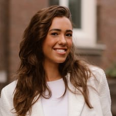 Luna Geerdink - Commercieel Medewerker