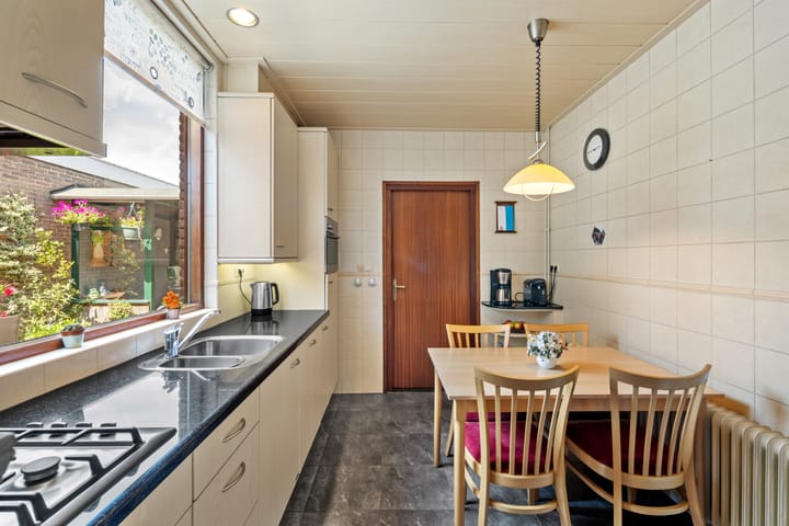 Foto 12 van Voorstraat 47