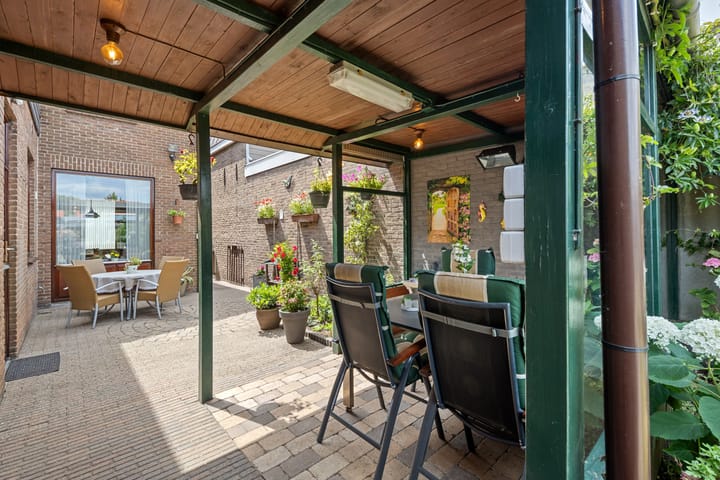 Foto 42 van Voorstraat 47