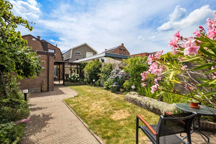 Foto 46 van Voorstraat 47