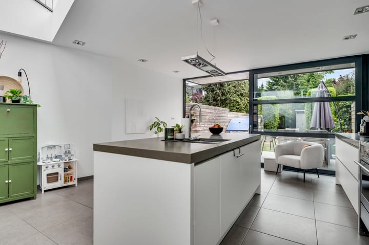 Foto 14 van Charles Ruysstraat 12