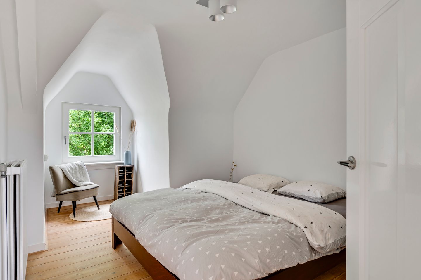 Foto 34 van Charles Ruysstraat 12