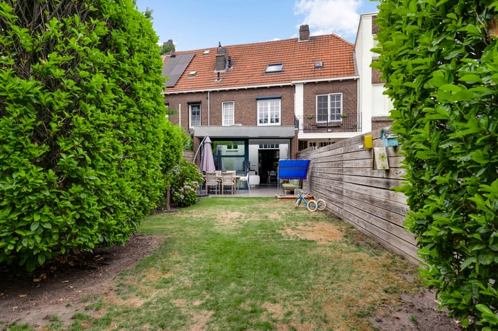 Foto 39 van Charles Ruysstraat 12