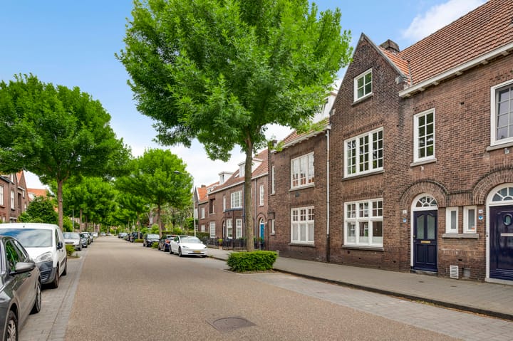 Foto 43 van Charles Ruysstraat 12