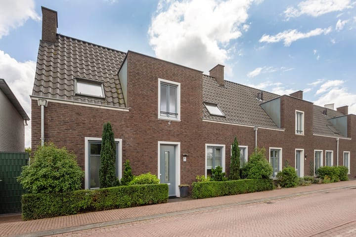 Foto 1 van Windmolen 8