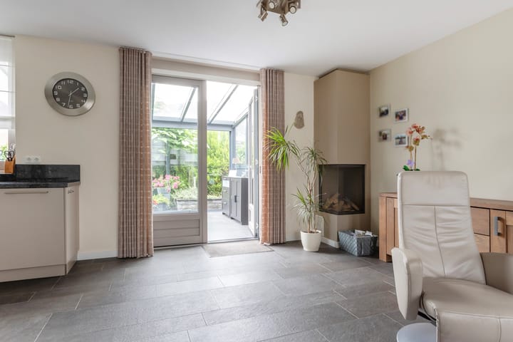 Foto 9 van Windmolen 8